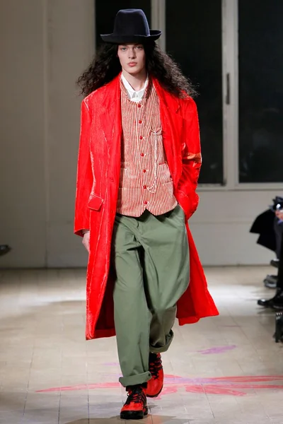 Look 35